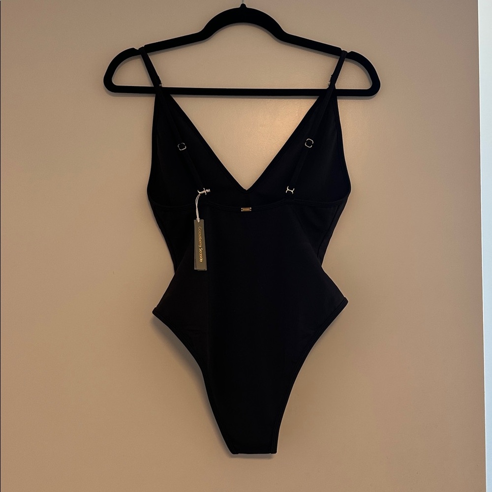 Gooseberry So Chic Black One-Piece Swimsuit - NWT Large - Picture 2 of 9